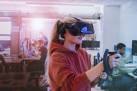 
                                XR-Lab
                            