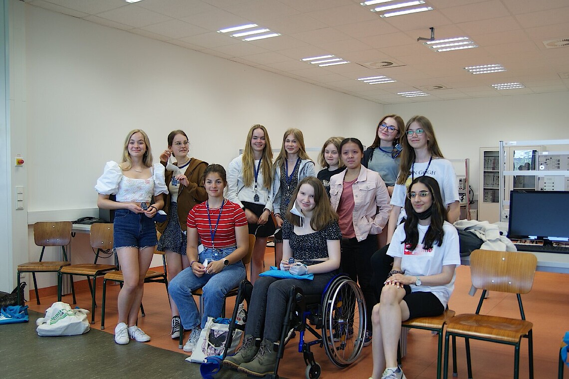mint:pink-Praxistag: Schülerinnen des Heilwig Gymnasiums