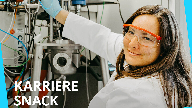 Prof. Dr. Ing. Kristin Hecht bei der Arbeit im Labor.
