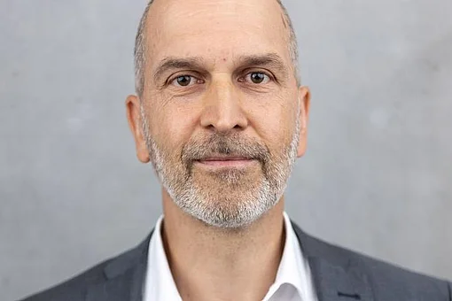 Prof. Peter Dalhoff Prof. Peter Dalhoff