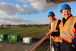Prof. Dr. Werner Beba und Umweltsenator Jens Kerstan im Windpark Copyright Marc Weidemüller (CC4E)