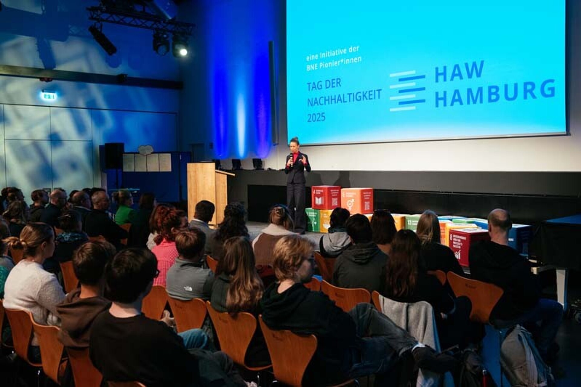 
                                                Die VP SuL und Teilnehmende sind zu sehen
                                            