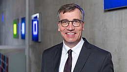 Dr. Rainer Heuer