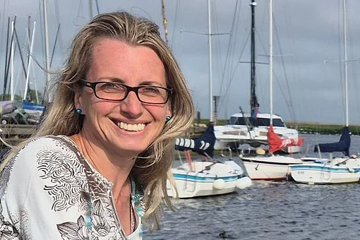 Daniela Paul Daniela Paul