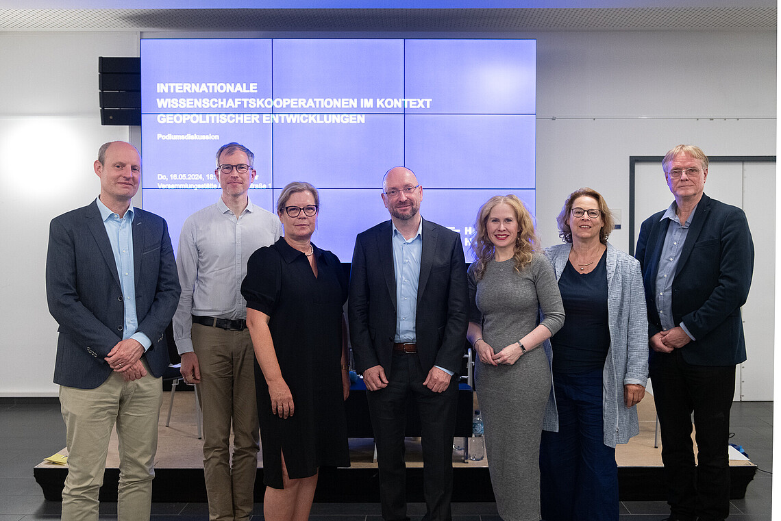 Referent*innen der Podiumsdiskussion Wissenschaftskooperation