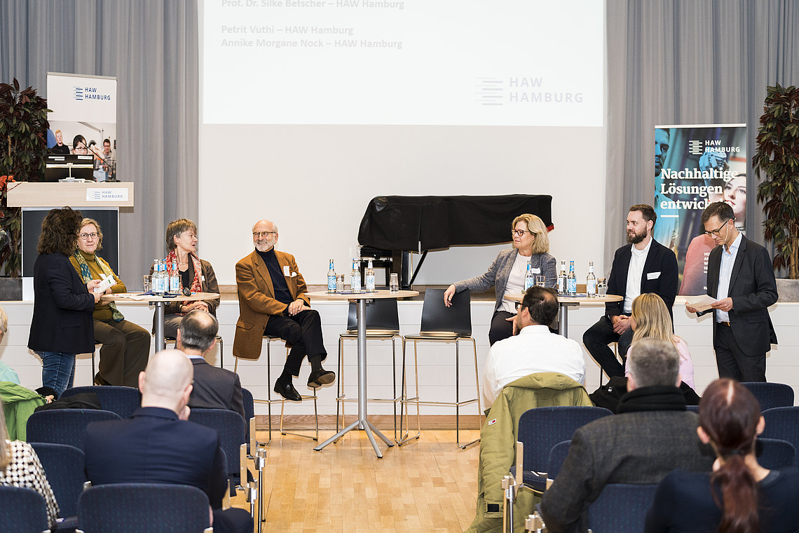 Podiumsdiskussion 2023