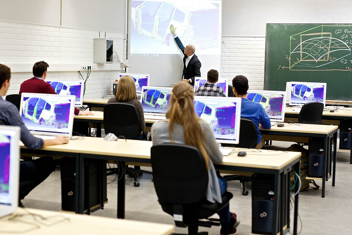 Vorlesung im CAD-Labor