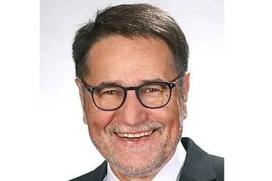 Prof. Dr. Hans-Joachim Beyer Prof. Dr. Hans-Joachim Beyer