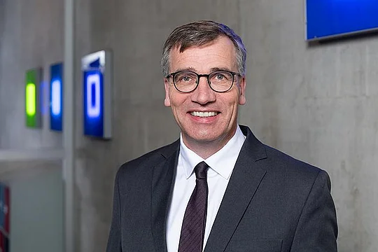 Dr. Rainer Heuer