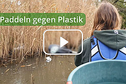 
                Thumbnail zum Video Paddeln gegen Plastik. F&uuml;r Weiterleitung zu Vimeo klicken.
            