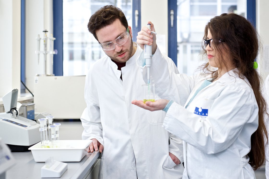 Labor Biotechnologie in der Fakultät Life Science Copyright Arbeitsstelle Migration