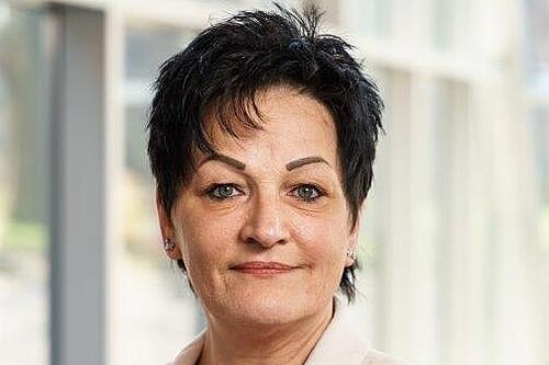 Porträt:Iris Gellner