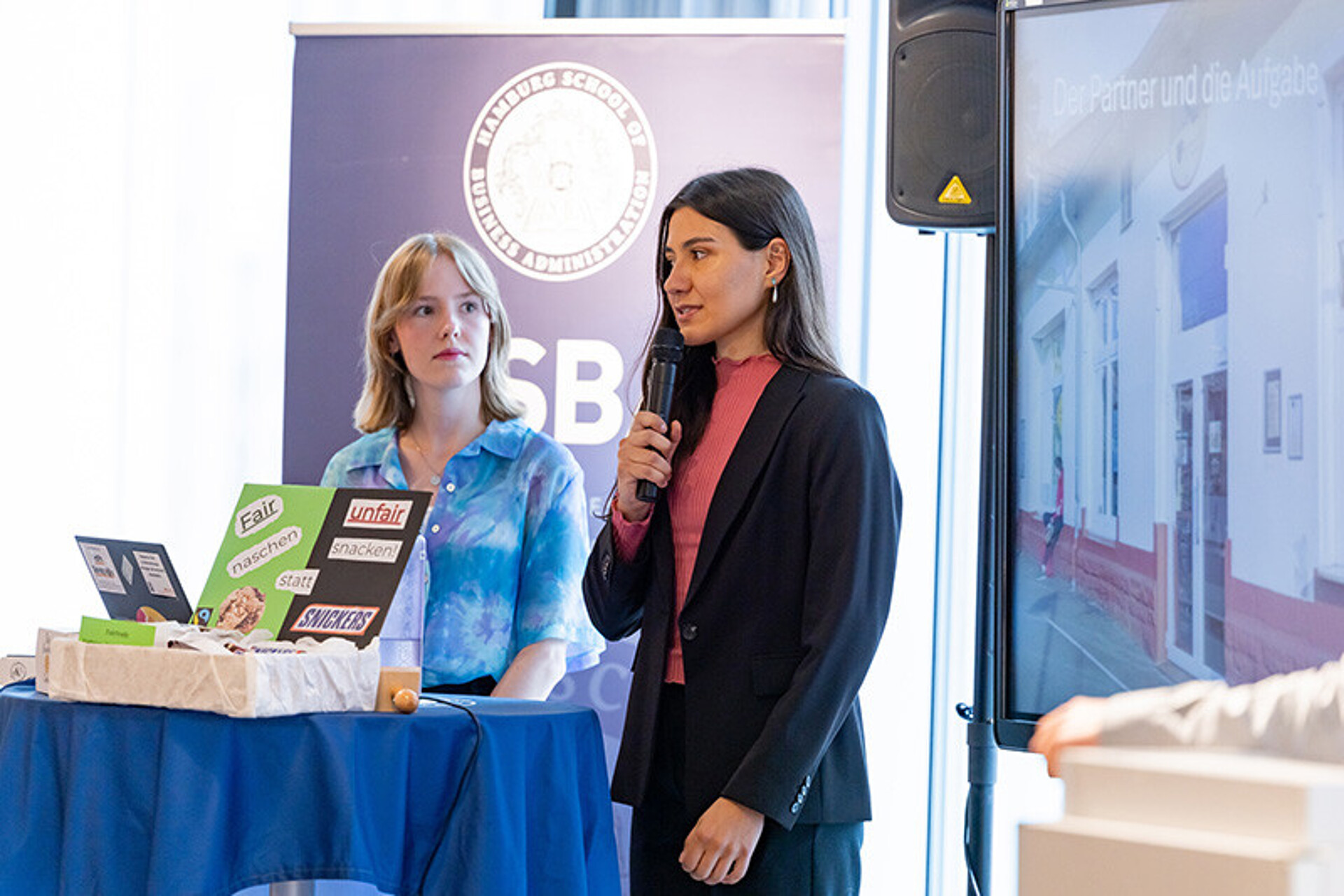 
                                                Bianca Mahnke (BSc. ÖT), Marina Narciso Schlüter (BSc. ÖT)
                                            
