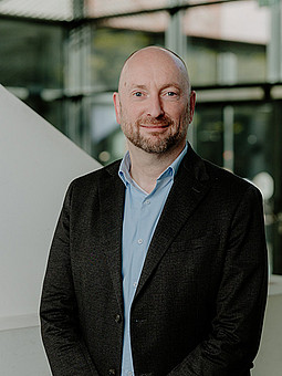 
                Prof. Dr. Peter Wulf
            