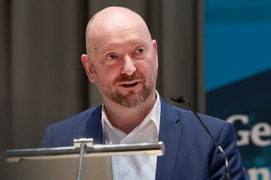 Prof. Dr.-Ing. Peter Wulf Prof. Dr.-Ing. Peter Wulf