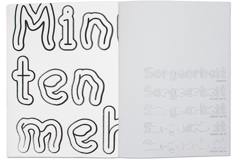 Der praktische Teil ihrer Arbeit besteht in der visuellen Darstellung von „Care“ in Schrift.