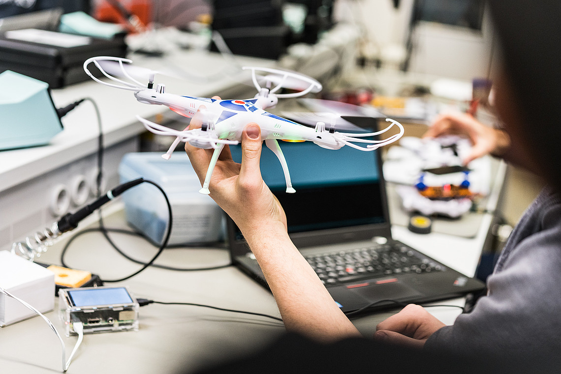 Makerspace und Drohnenprojekt, Prof. Dahlkemper