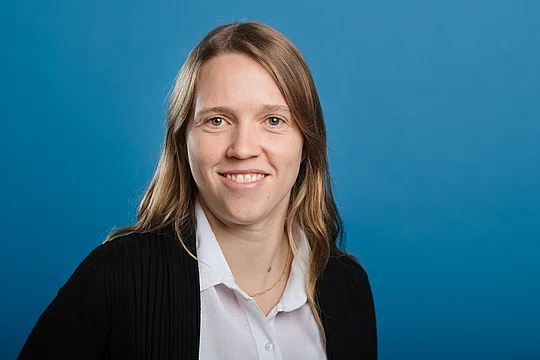 Dr. rer. nat. Sarah Casura Dr. rer. nat. Sarah Casura