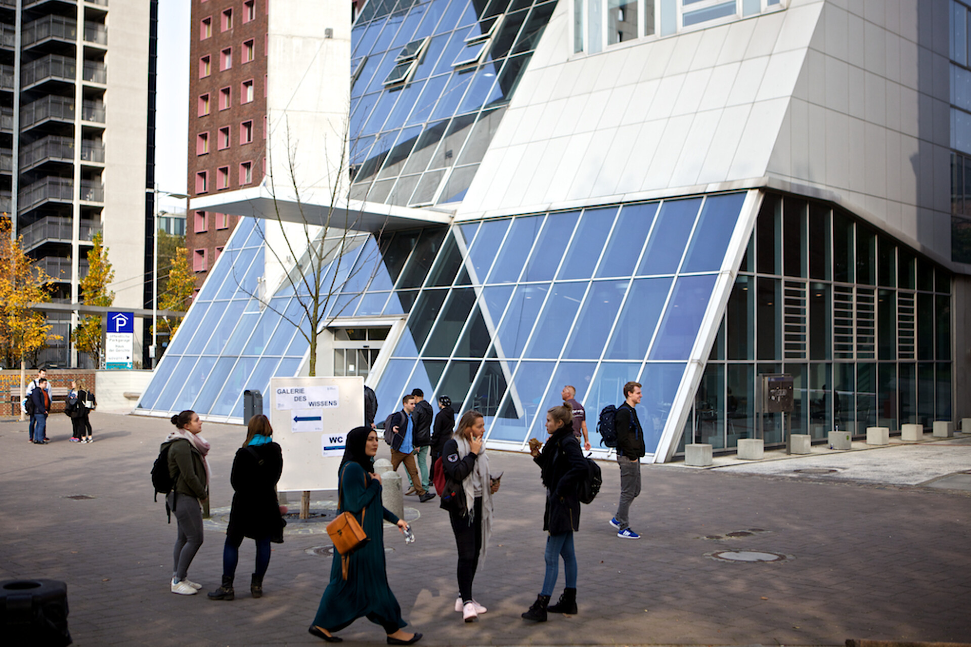 Students at the anniversary celebration of the Faculty of Business and Social Sciences