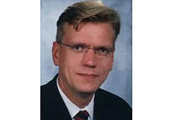 Prof. Dr.-Ing. Bernd Flick Prof. Dr.-Ing. Bernd Flick