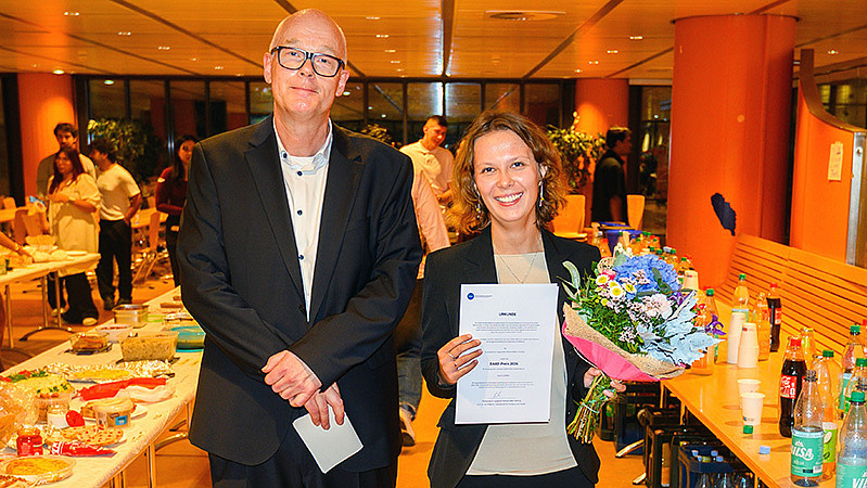 DAAD-Preis 2026 Yuliia Ilienko, DAAD-Preisträgerin 2026 mit Vizepräsident Prof. Dr. Axel Wagenitz