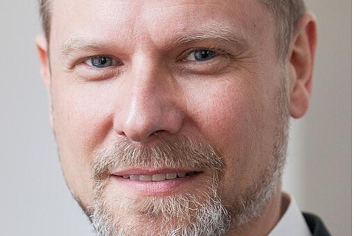 Prof. Dr. Christian Stöcker