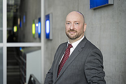 Peter Wulf, fotografiert am Berliner Tor Copyright Paula Markert / HAW Hamburg