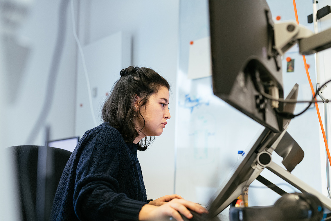 Studierende des Departments Medientechnik im GamesLab